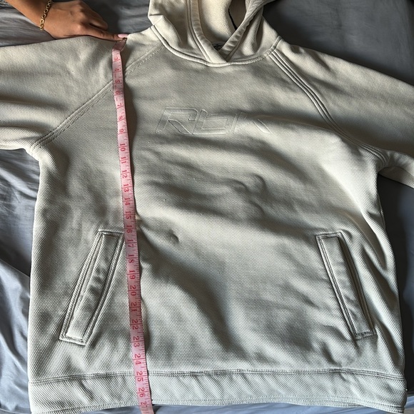 Reebok vintage hoodie cream fits like large - Picture 4 of 5